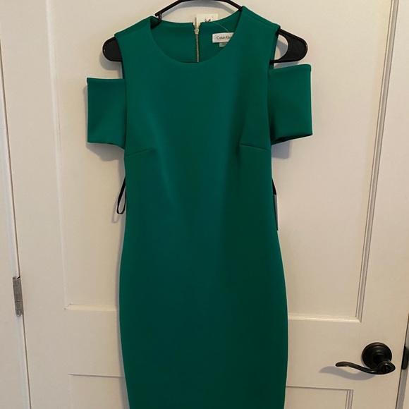 Calvin Klein cut out sleeved dress - Picture 3 of 4